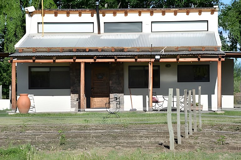 Cottage Complex - In the vineyards